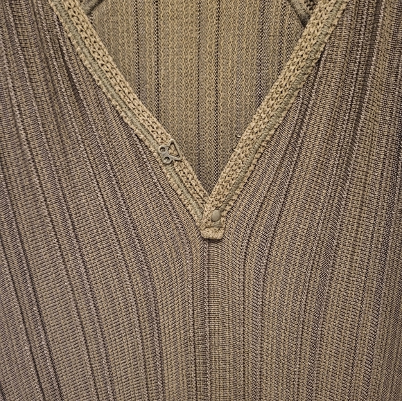 Free People Olive Green Rib & Ruffles Sweater Dress/Tunic Size Small - Picture 10 of 16